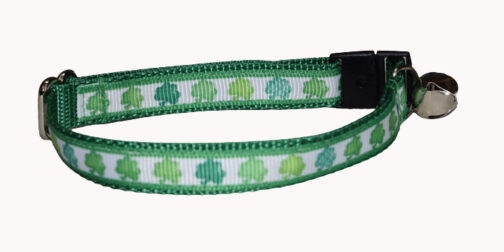 Shamrock on White Dog and Cat Collar